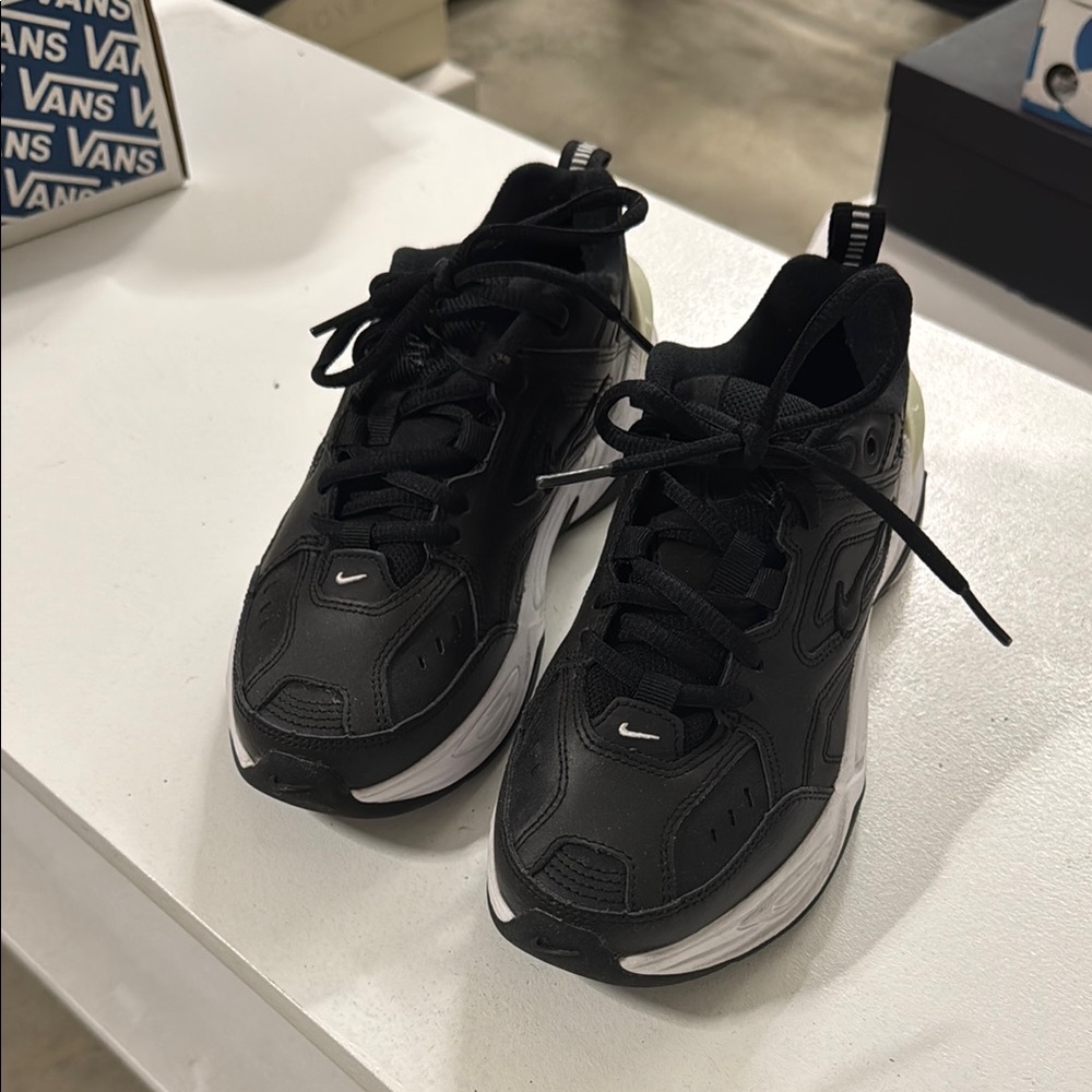 Nike Black Sneakers